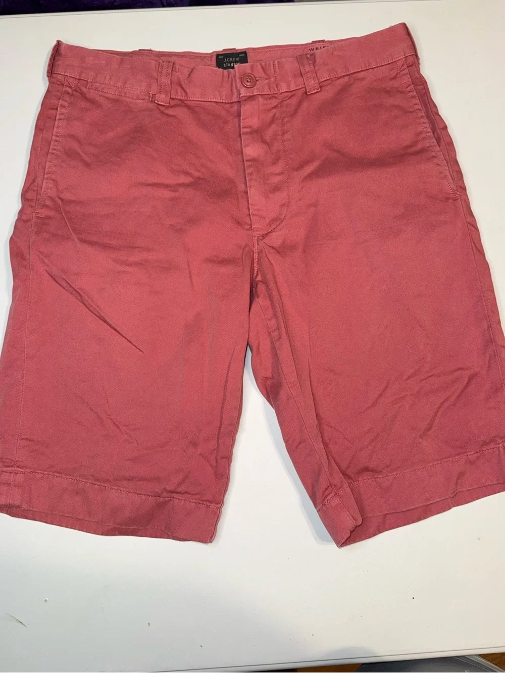 J. Crew Men's Stanton Coral/Red Flat Front 11” Inseam Chino Shorts, Size 31